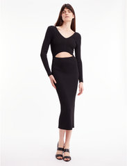 Calvin Klein - ICONIC RIB CUT OUT MIDI DRESS - stramme kjoler - ck black - 2