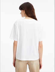 Calvin Klein - COORDINATES LOGO GRAPHIC T-SHIRT - t-shirts - bright white - 3