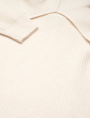 Calvin Klein - RECYCLED WOOL CUT OUT SWEATER LS - džemperi ar augstu apkakli - vanilla ice - 2