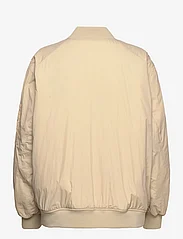 Calvin Klein - LIGHT PADDED QUILT BOMBER JACKET - kurtki przejściowe - smooth beige / chalk - 1