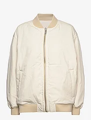 Calvin Klein - LIGHT PADDED QUILT BOMBER JACKET - light jackets - smooth beige / chalk - 2