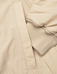 Calvin Klein - LIGHT PADDED QUILT BOMBER JACKET - light jackets - smooth beige / chalk - 5