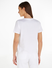 Calvin Klein - MICRO LOGO T-SHIRT - marškinėliai - bright white - 2