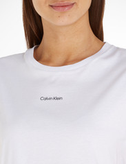 Calvin Klein - MICRO LOGO T-SHIRT - marškinėliai - bright white - 3