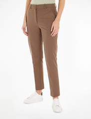 Calvin Klein - STRETCH GABARDINE SLIM CROPPED - slim fit spodnie - cool earth - 0