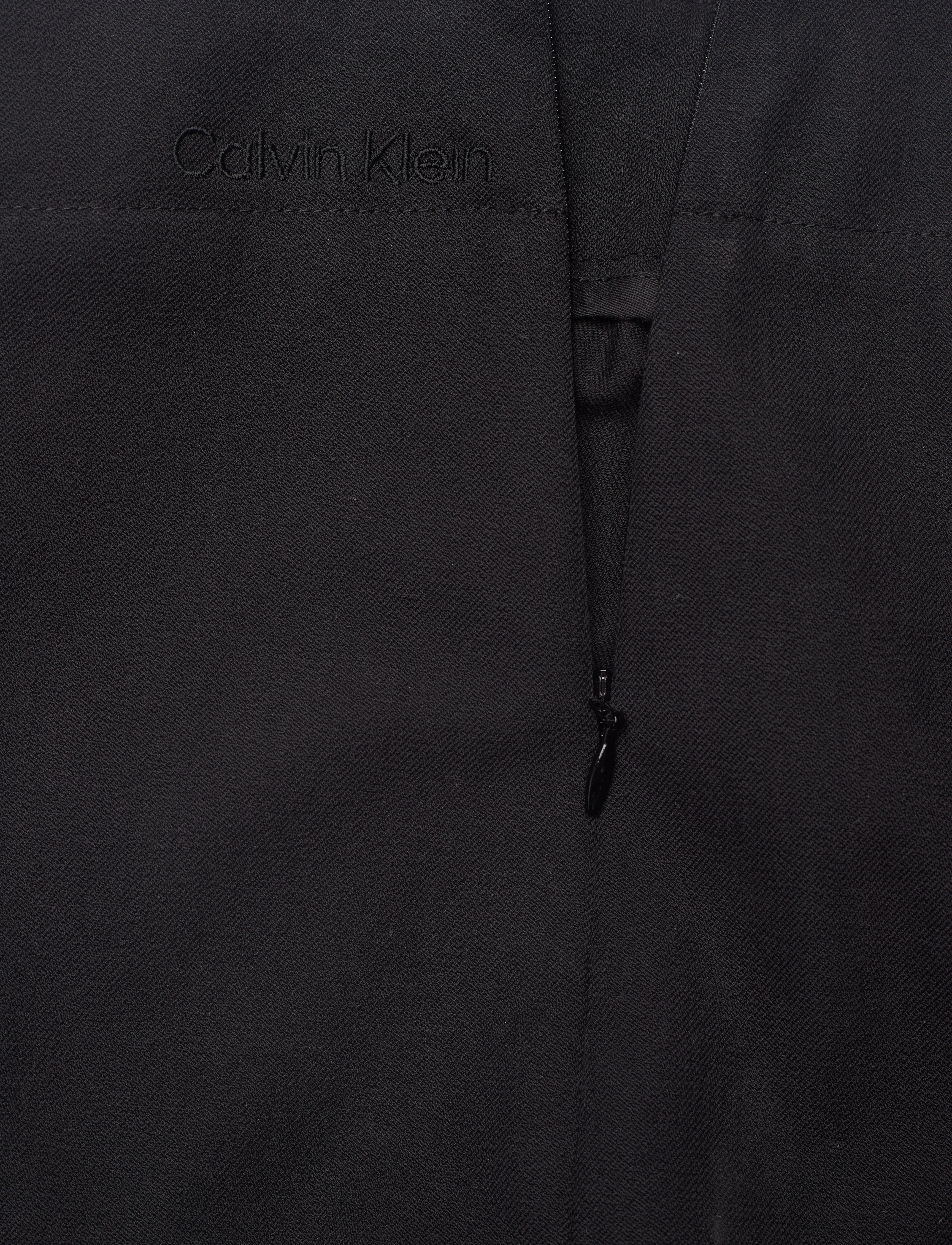 Calvin Klein - STRETCH GABARDINE SKINNY PANT - ck black - 4