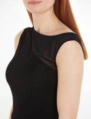 Calvin Klein - FLUID JERSEY PANEL MIDI DRESS - ballīšu apģērbs par outlet cenām - ck black - 5