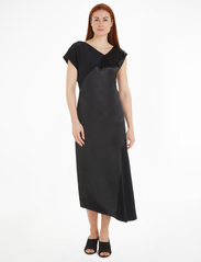 Calvin Klein - NAIA SHINE MIDI DRESS - festklær til outlet-priser - ck black - 2