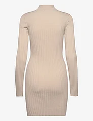 Calvin Klein - ICONIC RIB MINI KNIT DRESS LS - tettsittende kjoler - oxford tan - 1
