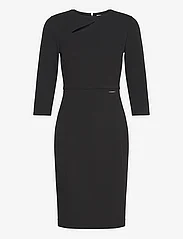 Calvin Klein - SCUBA CREPE HALF SLEEVE DRESS - vakarėlių drabužiai išparduotuvių kainomis - ck black - 0