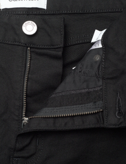 Calvin Klein - MID RISE SLIM - INFINITE BLACK - sirge säärega teksad - denim black - 3