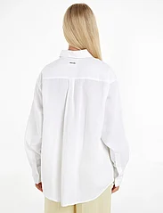Calvin Klein - LINEN BLEND RELAXED SHIRT - krekli ar garām piedurknēm - bright white - 2