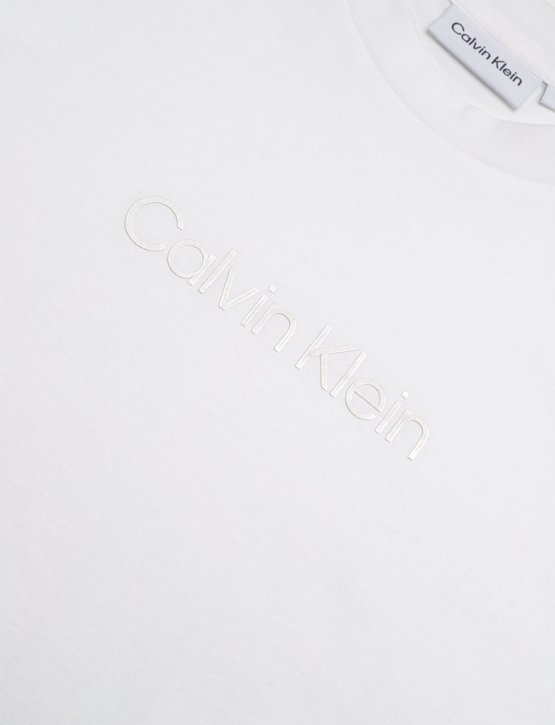 Calvin Klein Hero Metallic Logo T-shirt - T-shirts & tops