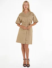 Calvin Klein - COTTON LINEN BELTED SHIFT DRESS - wrap dresses - dune - 1
