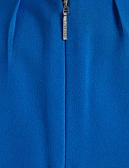 Calvin Klein - METAL BAR SHORT SLEEVE BLOUSE - lyhythihaiset puserot - parrish blue - 5