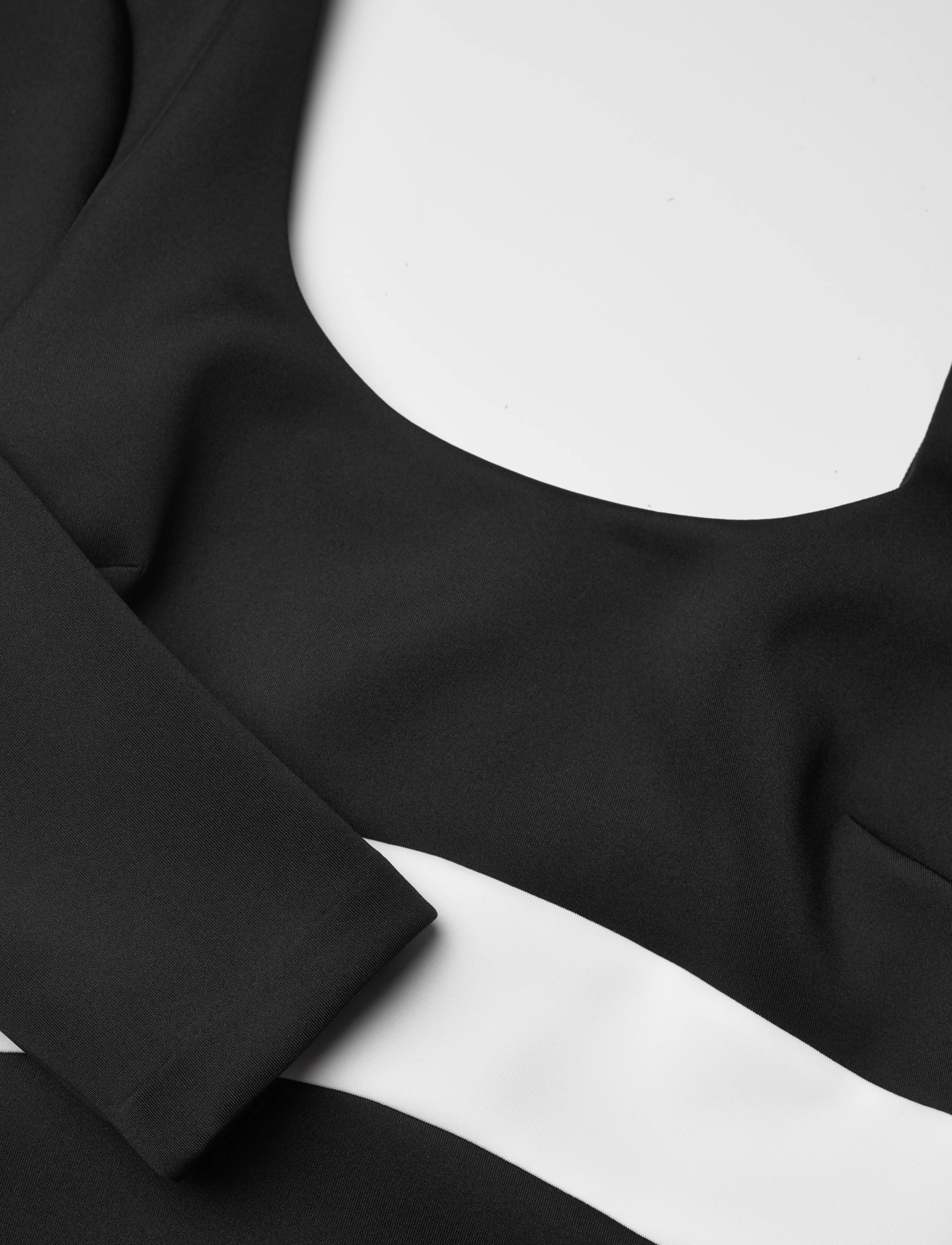 Calvin Klein - NEOPRENE SCUBA SCOOP NECK DRESS - bodycon dresses - ck black / egret - 2