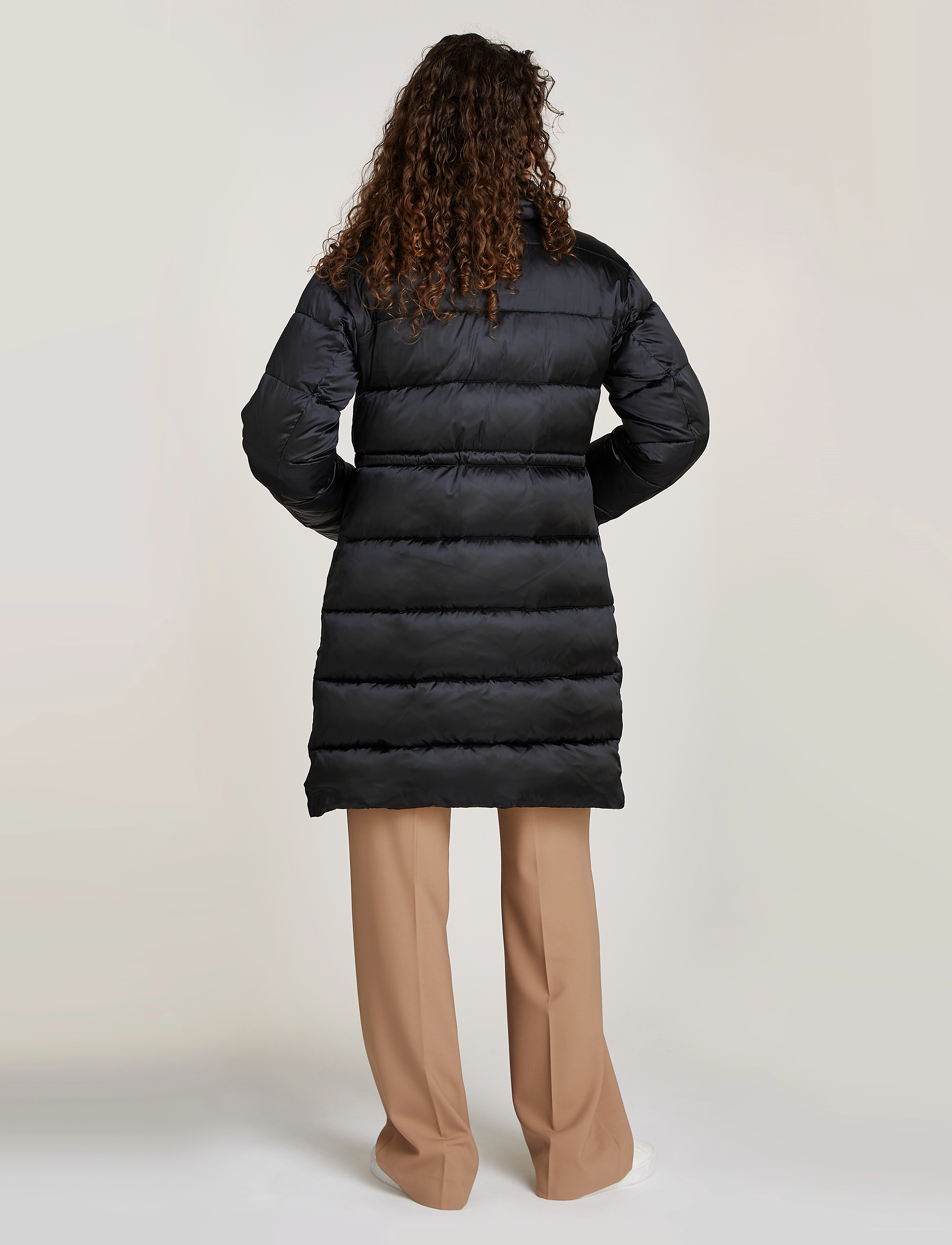 Calvin Klein - MW PADDED SATIN DRAWSTRING COAT - ck black - 2