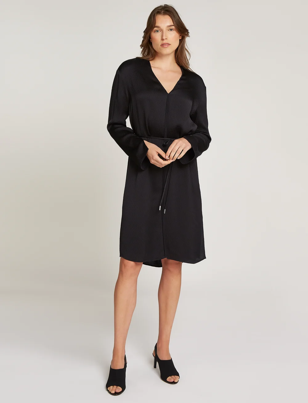 Calvin Klein - HAMMERED SATIN V NECK DRESS - cocktail dresses - ck black - 0