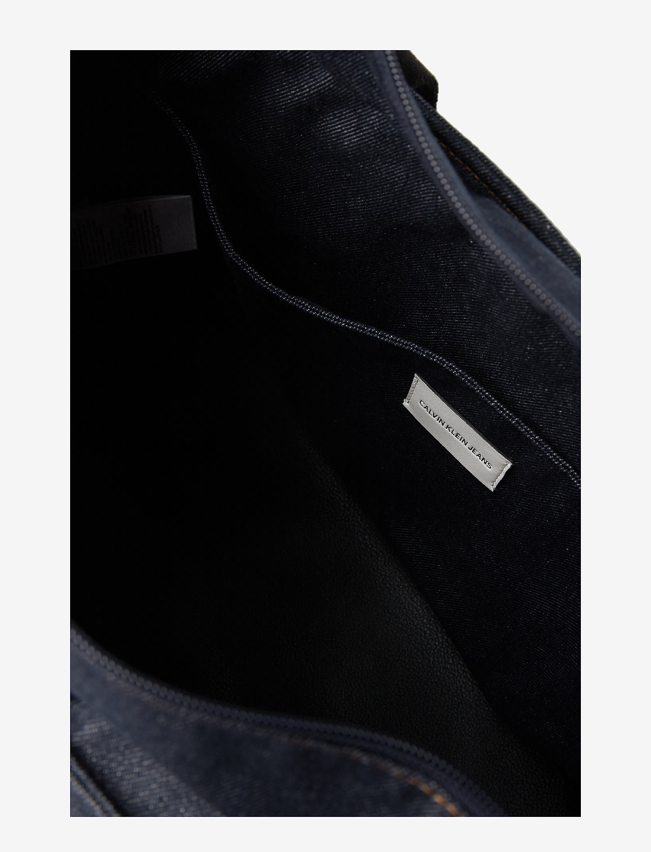 Calvin Klein - DENIM OMEGA TOTE 30 - blue denim - 5