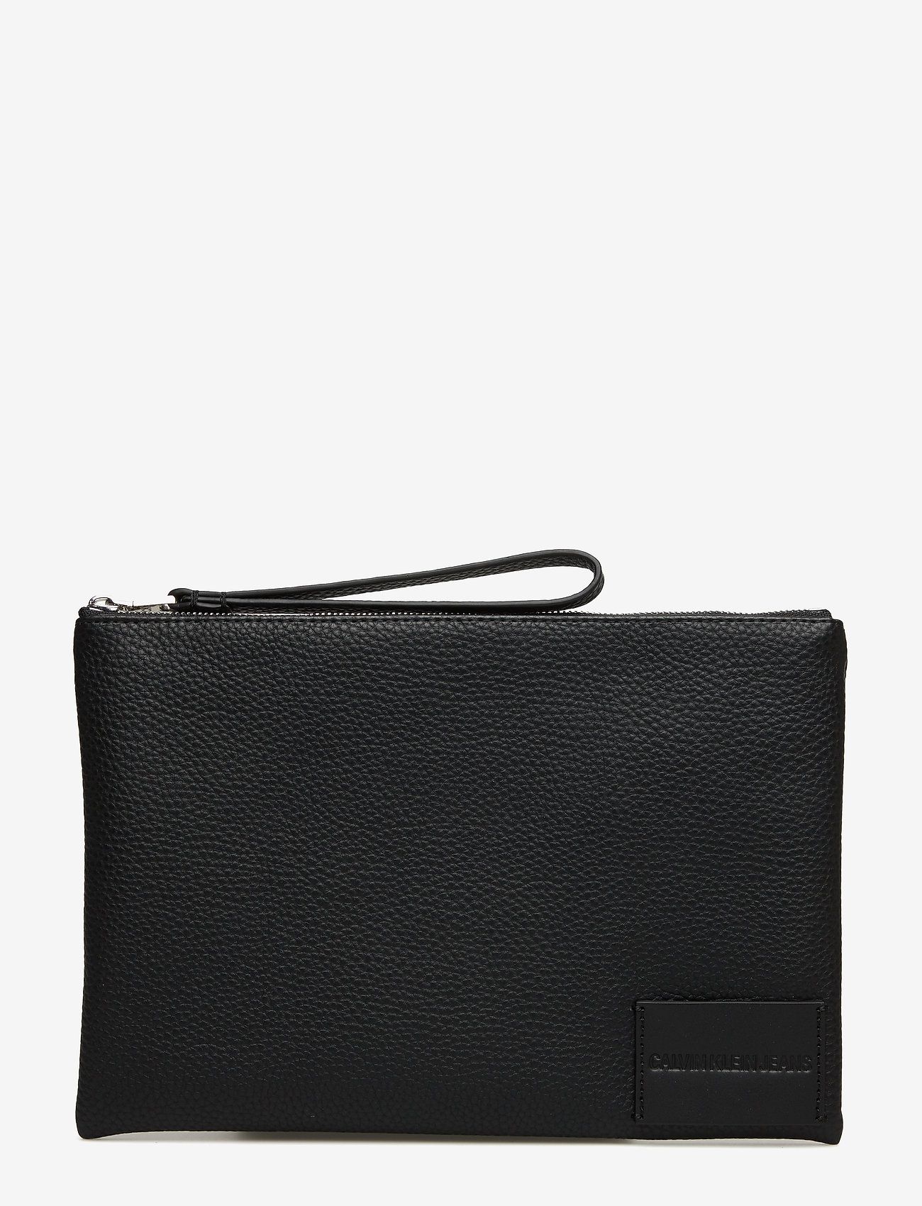 Calvin Klein - PEBBLE ESSENTIAL MED TRAVEL POUC - black - 0