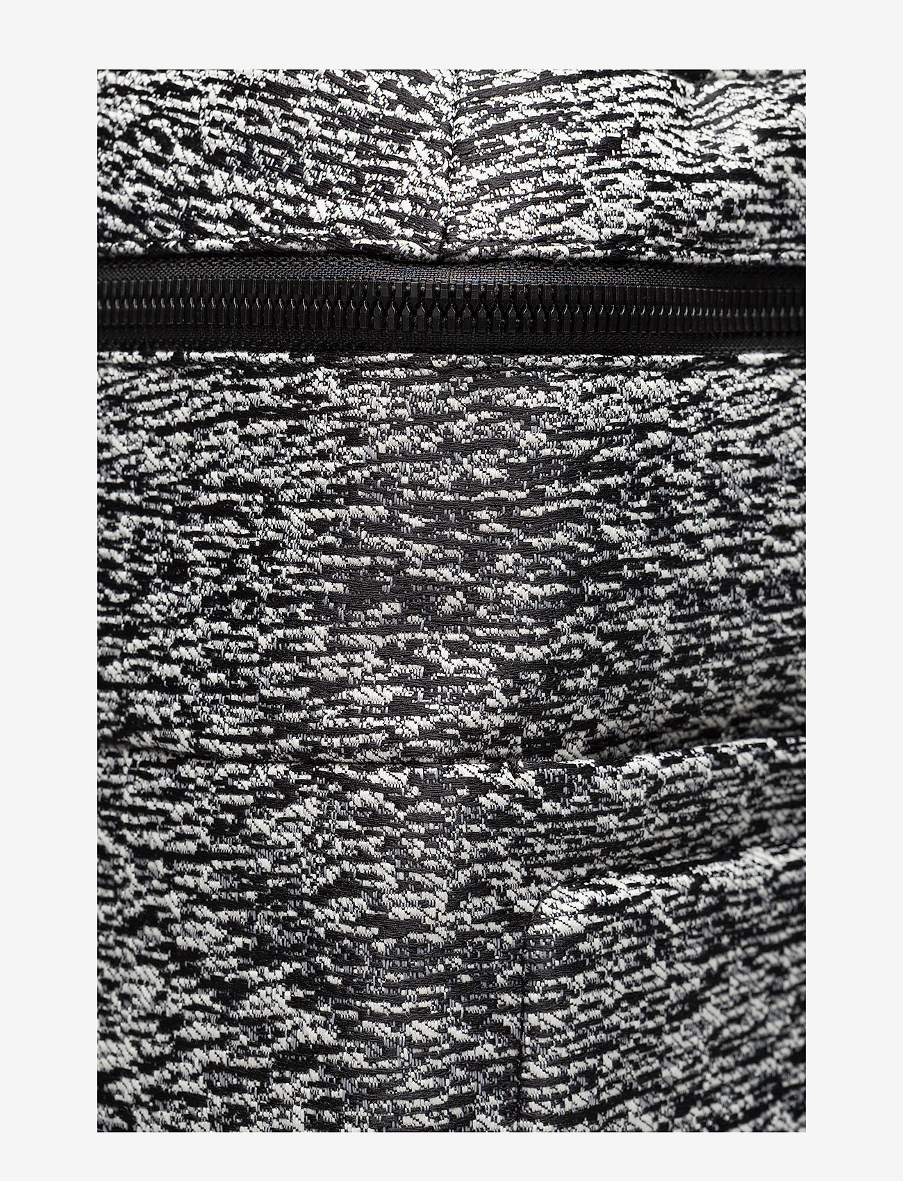Calvin Klein - ILAY JACQUARD BACKPA - black/dusty ivory - 4
