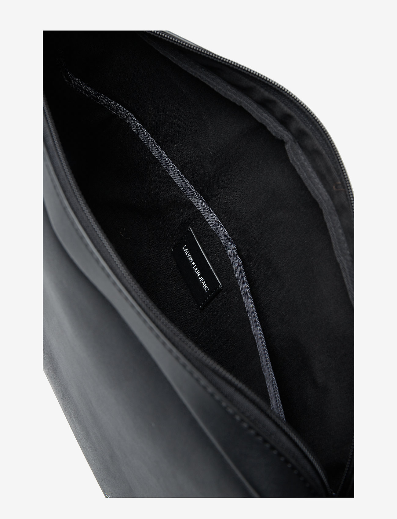 Calvin Klein - SMOOTH MONOGRAM LAPT - black - 5
