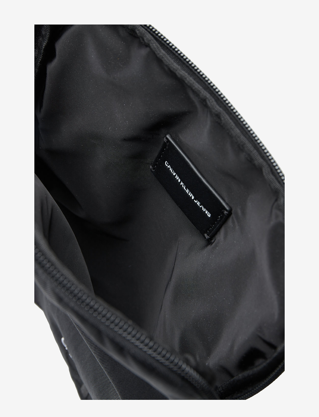 Calvin Klein - MONOGRAM NYLON FLATPACK - black - 5