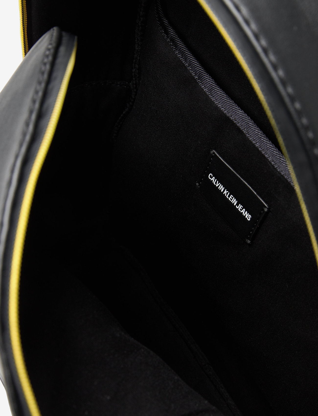 Calvin Klein - CKJ STITCH SLK CAMPUS BP 40 - black - 3