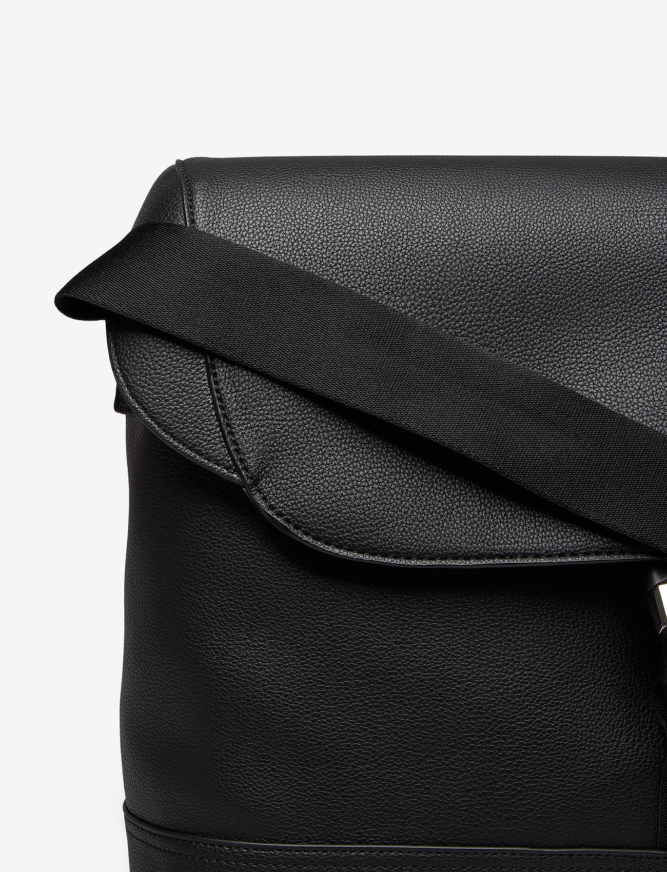 Calvin Klein - CKJ MICRO PEBBLE FLA - black - 3