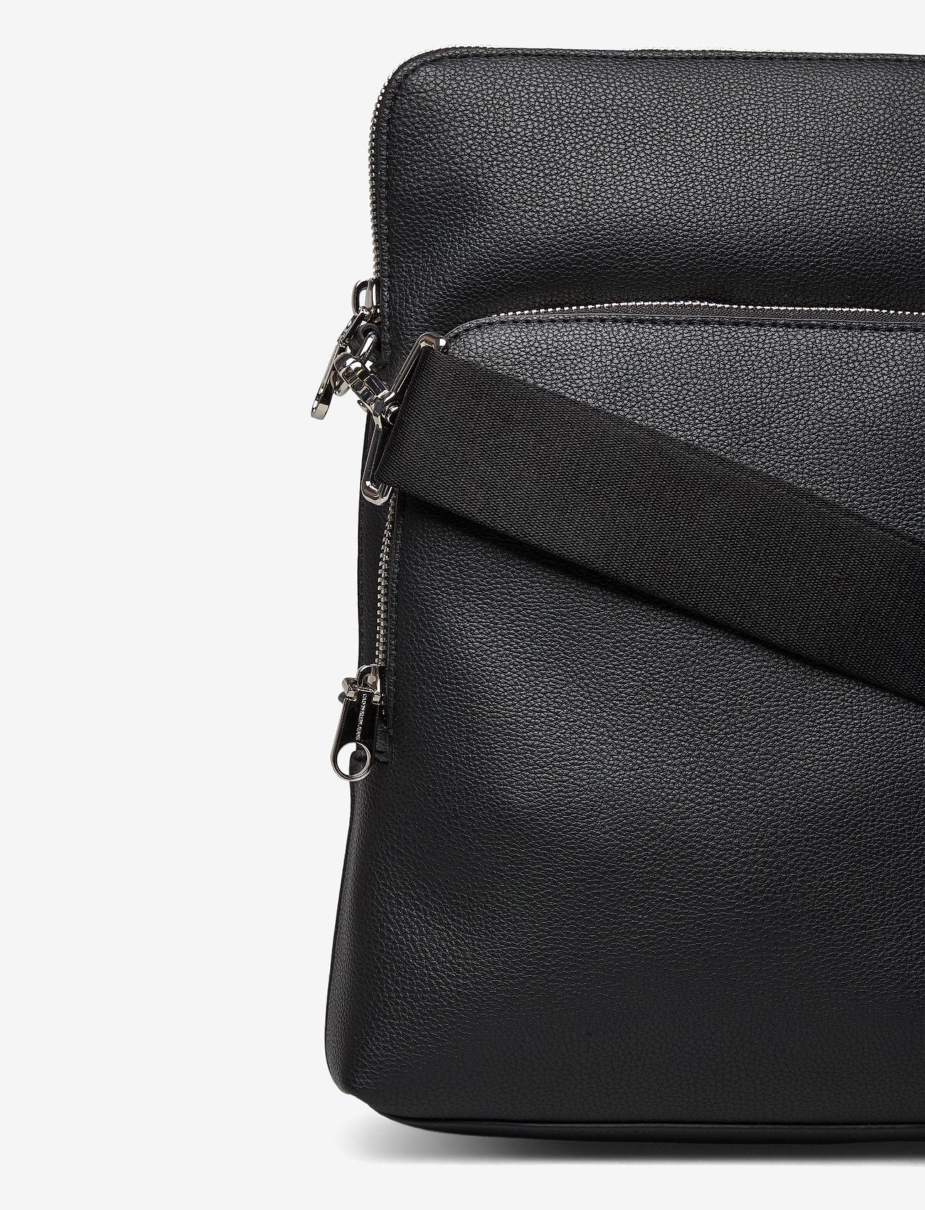 Calvin Klein - CKJ MICRO PEBBLE FLA - black - 3