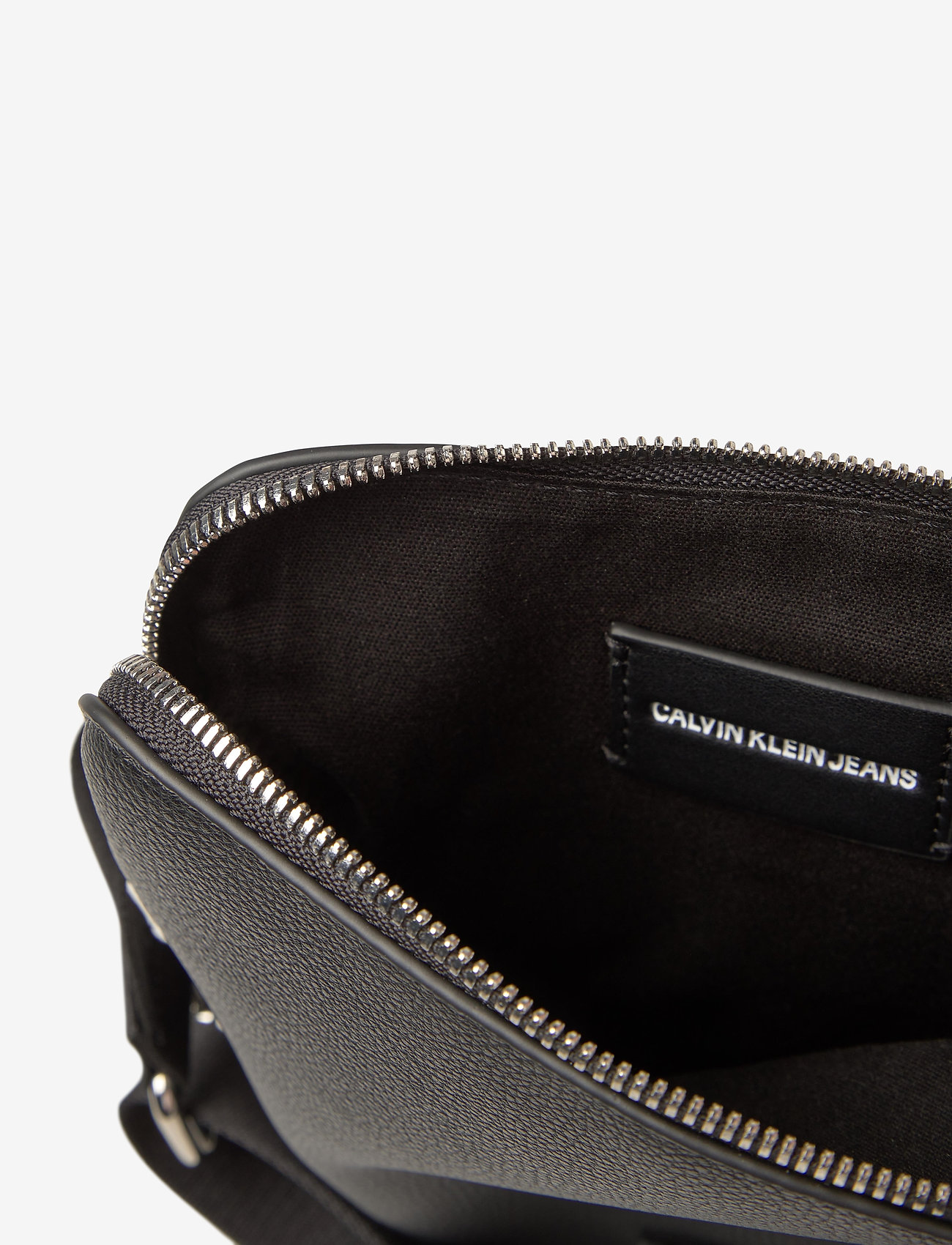 Calvin Klein - CKJ MICRO PEBBLE MIC - black - 4