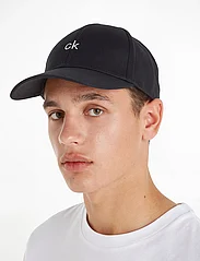 Calvin Klein - CK CENTER CAP - caps - black - 0