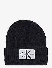 Calvin Klein - MONOLOGO PATCH BEANIE - laveste priser - black - 0