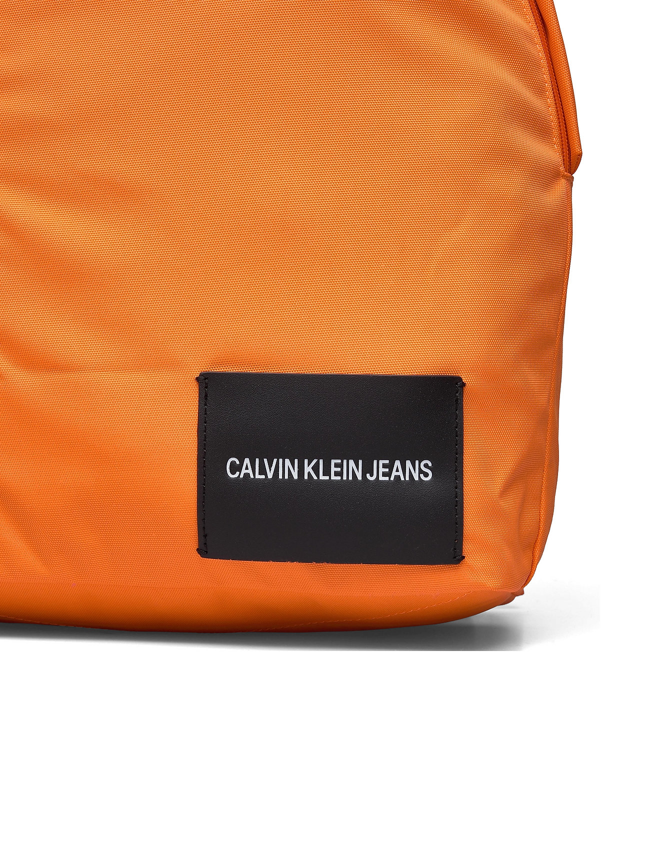 Calvin Klein - ROUND BP 43W/FRONT ZIP - vivid orange - 3