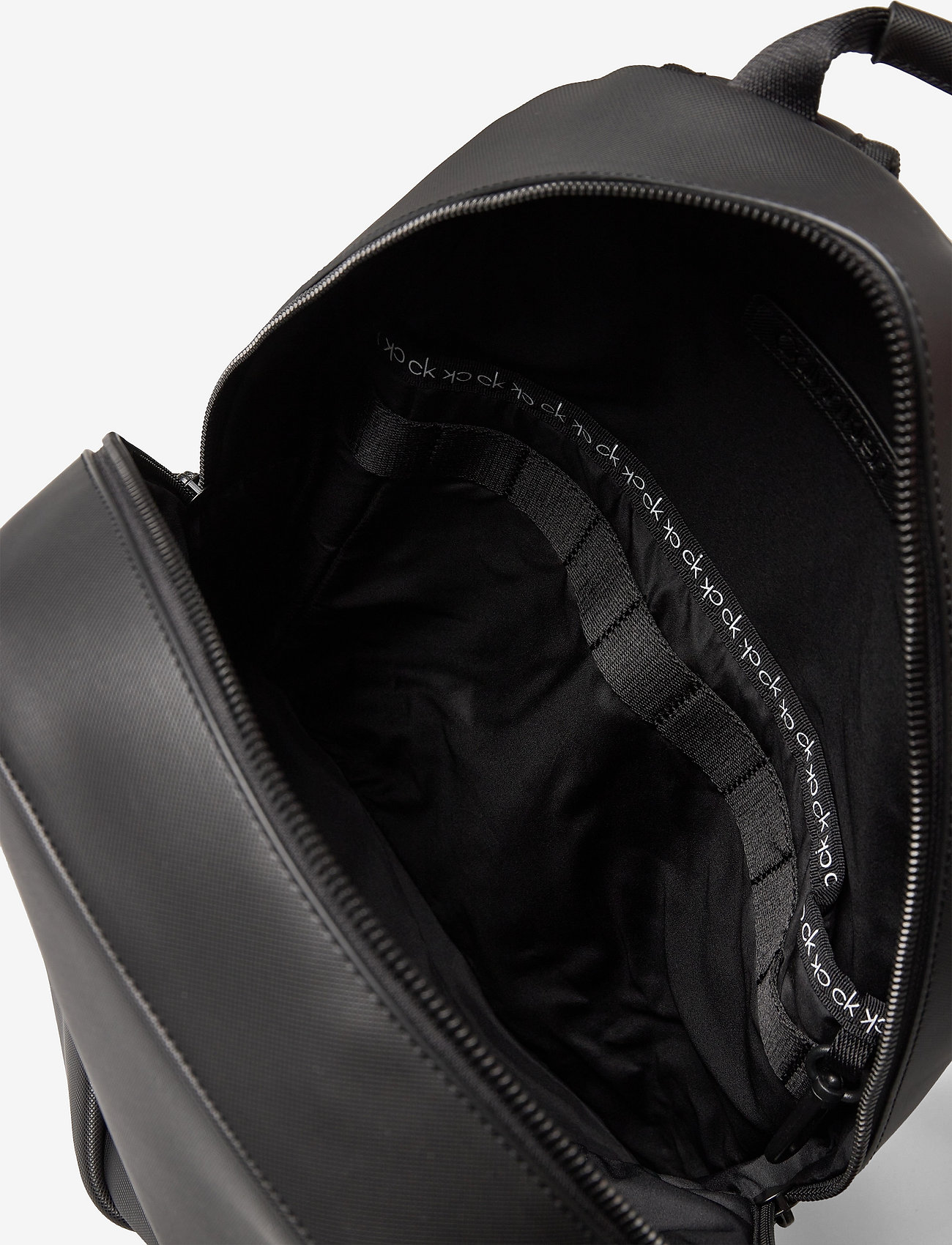 Calvin Klein - ROUND BP W/ PCKT - ck black - 4