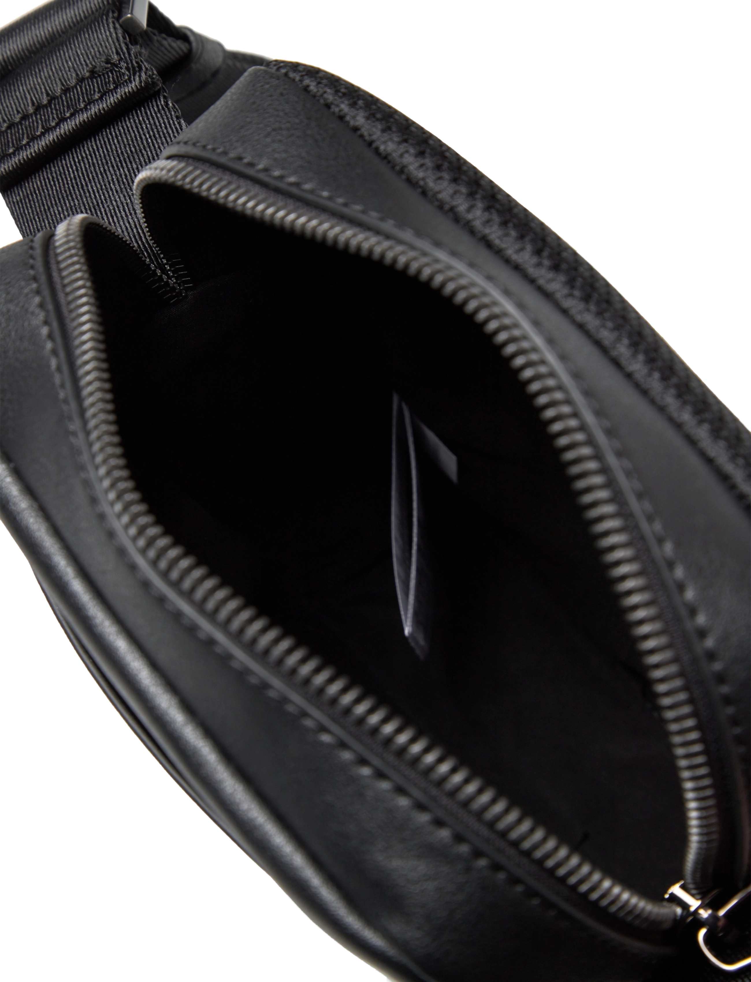 Calvin Klein - FOUNDATION REPORTER S W/PCKT - ck black - 3