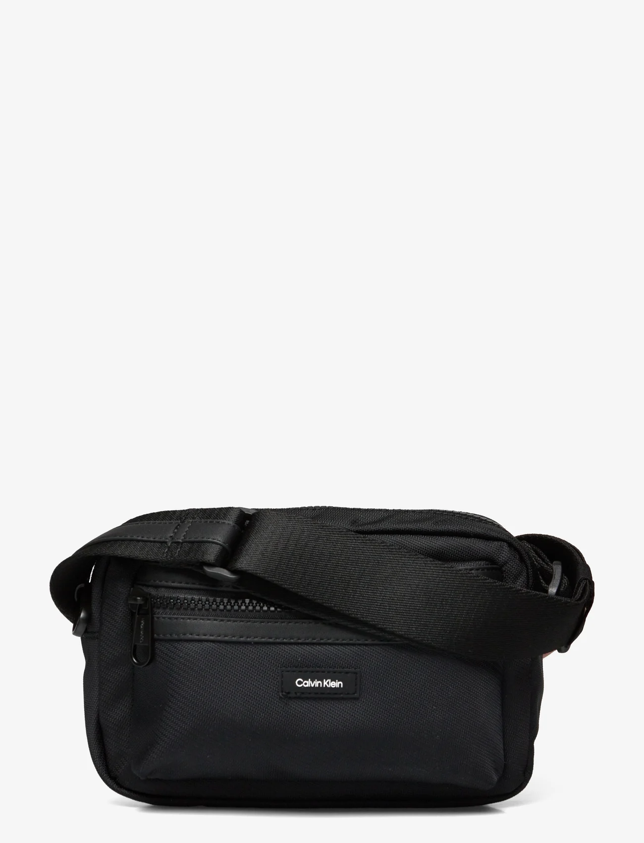 Calvin Klein - CK ESSENTIAL CAMERA BAG W/PCKT - shoulder bags - ck black - 0