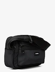 Calvin Klein - CK ESSENTIAL CAMERA BAG W/PCKT - torby na ramię - ck black - 2