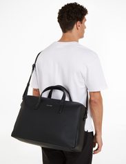 Calvin Klein - CK MUST WEEKENDER - nädalavahetuse kotid - ck black pique - 3