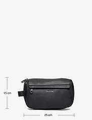 Calvin Klein - CK MUST WASHBAG W/HANGER - shop efter anledning - ck black pebble - 5