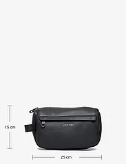 Calvin Klein - CK MUST WASHBAG W/HANGER - mężczyźni - ck black pebble - 5