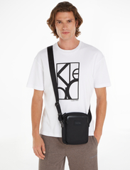 Calvin Klein - CK REMOTE PRO REPORTER S - shoulder bags - ck black - 1