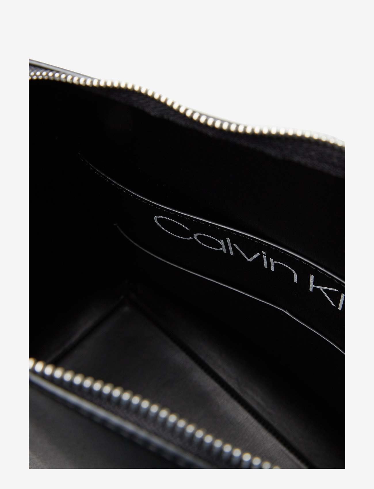 Calvin Klein - STRAP HOBO - black - 5