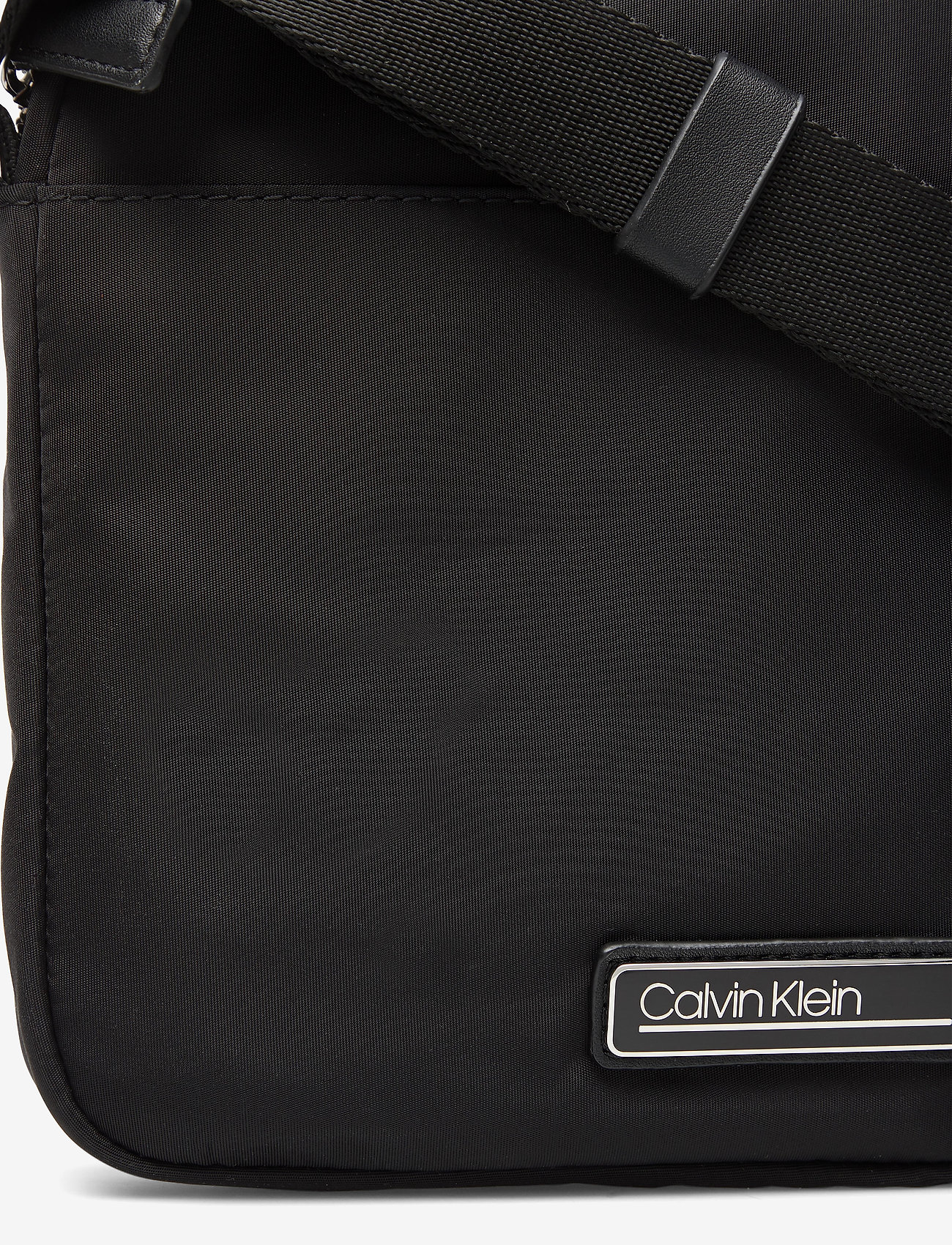 Calvin Klein - PRIMARY NS CROSSBODY - black - 3