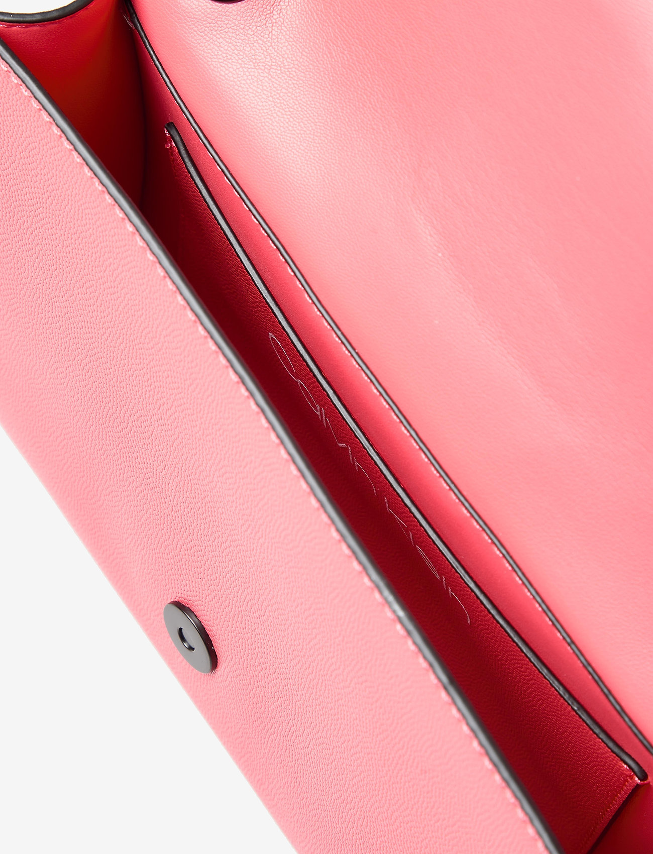 Calvin Klein - CK SIGNATURE CONV CR - coral - 4