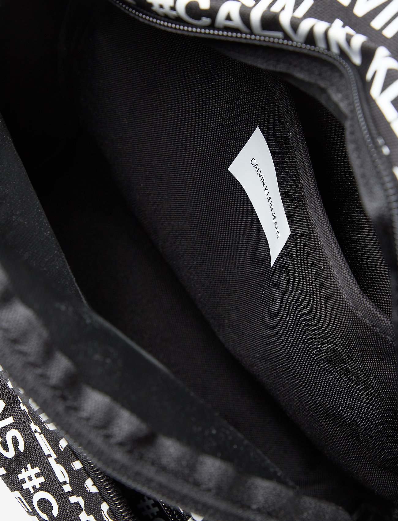 Calvin Klein - CKJ SPORT ESSENTIALS - black w/ white#ckj - 4