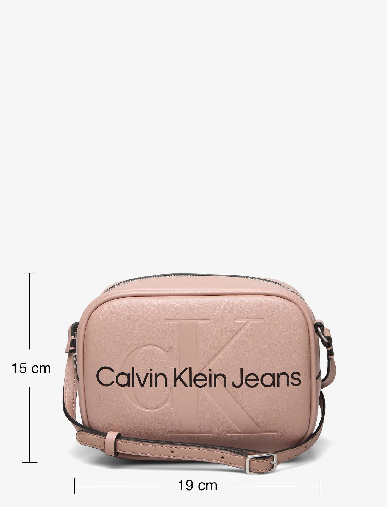 Calvin Klein Sculpted Camera Bag18 - Crossbody Bags 