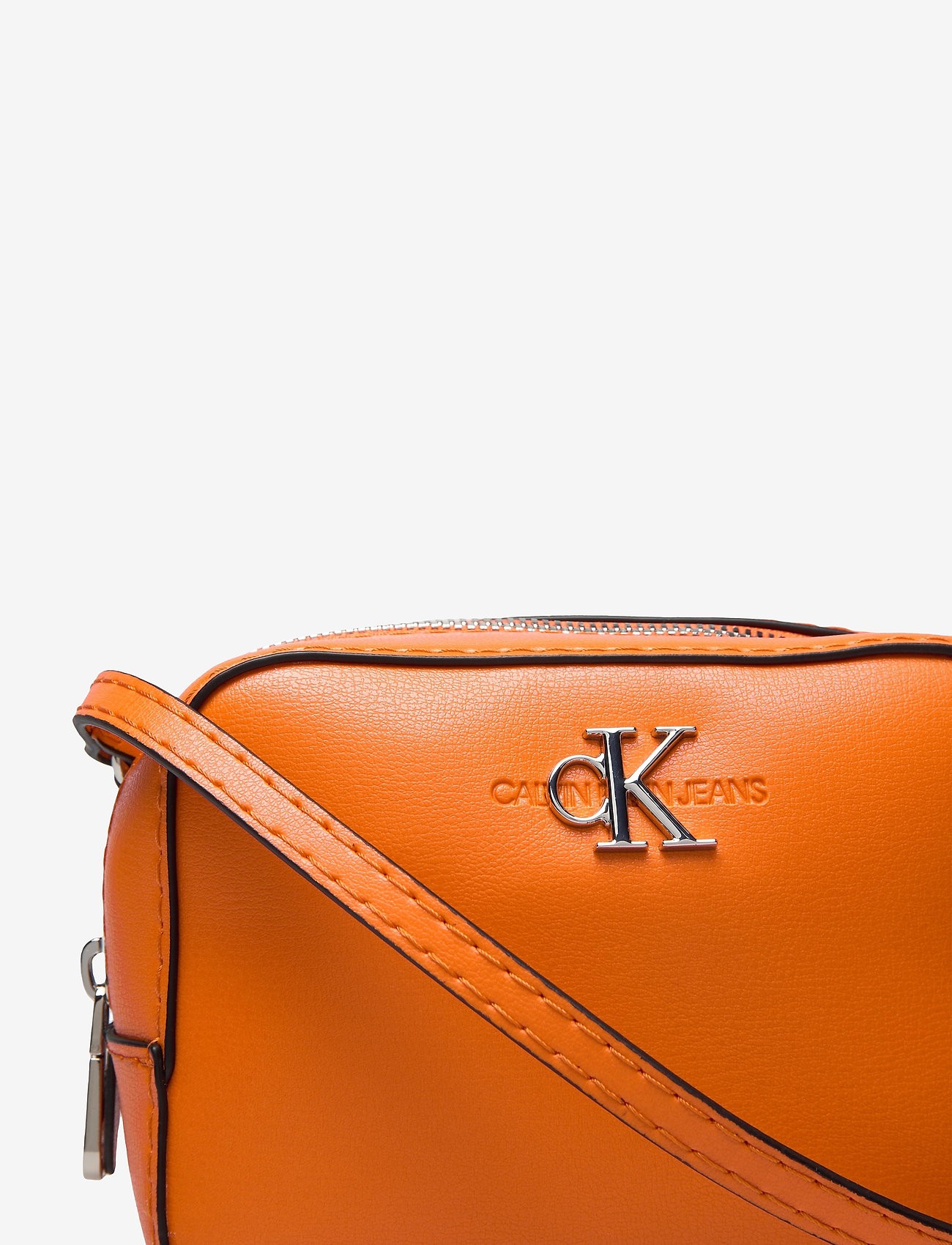 Calvin Klein - SM CAMERA BAG - vivid orange - 3