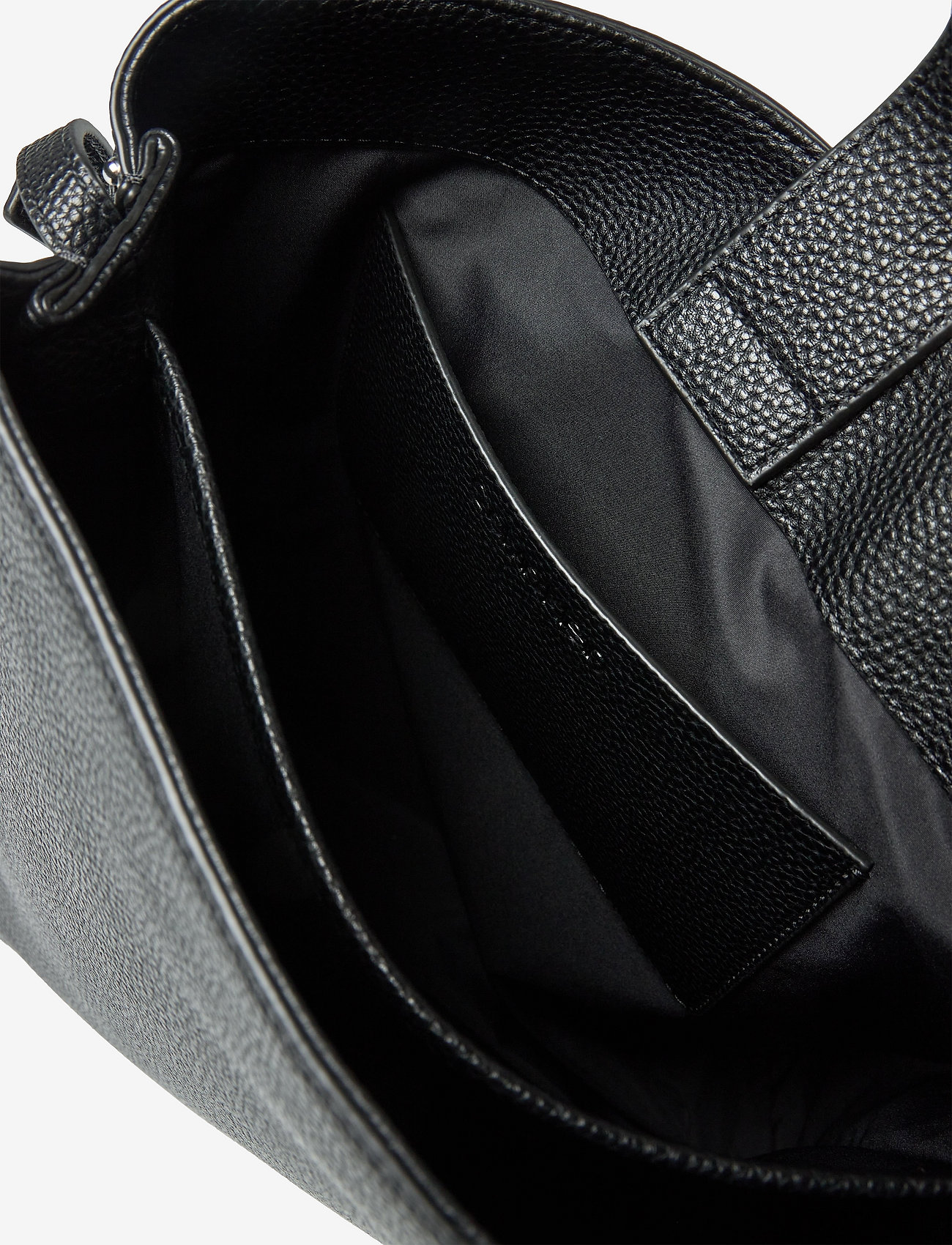 Calvin Klein - HOBO LG - ck black - 4