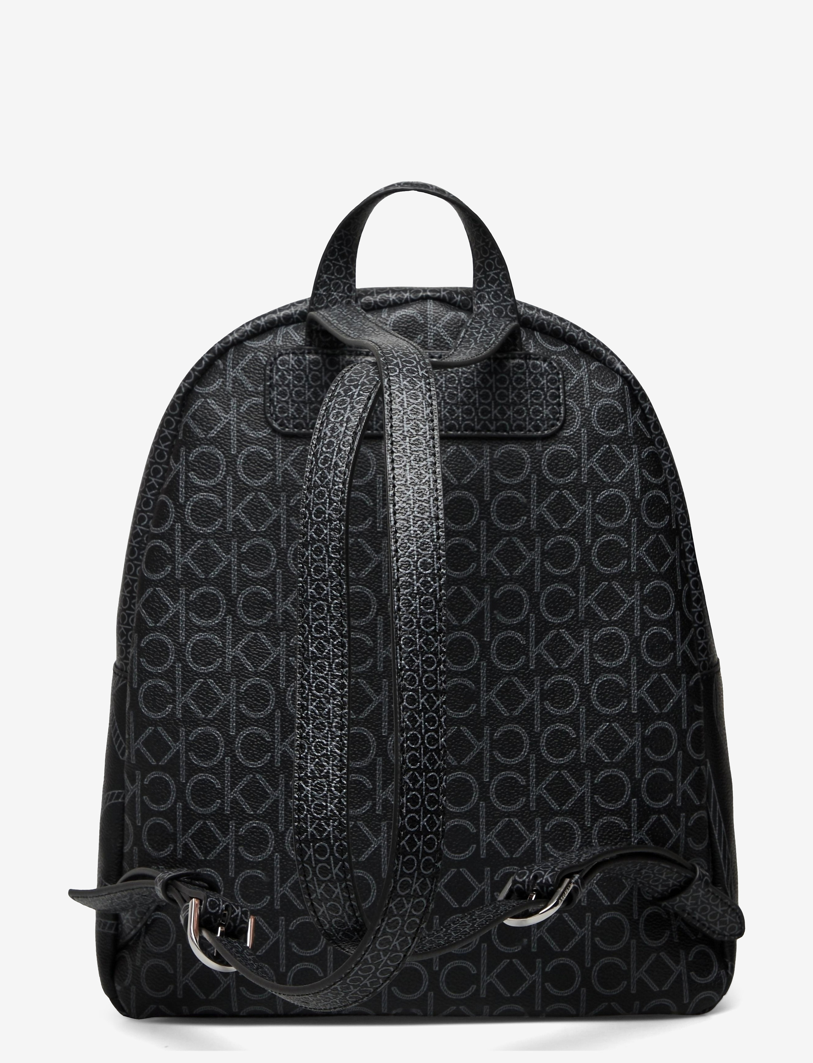 Calvin Klein - BP W/PCKT MONO SCL - black - 1